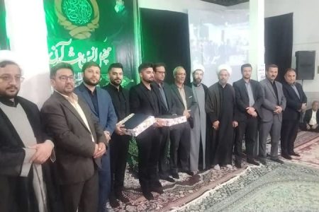 محفل انس با قرآن و تجلیل از دوقلوهای قرآنی برنامه محفل در زادگاه خود شهر انابد