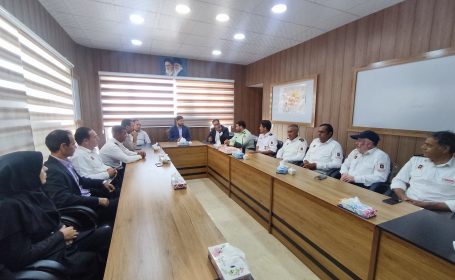 تجلیل از آتش نشانان شهر انابد به مناسبت هفتم مهر ماه روز آتش نشانی و ایمنی